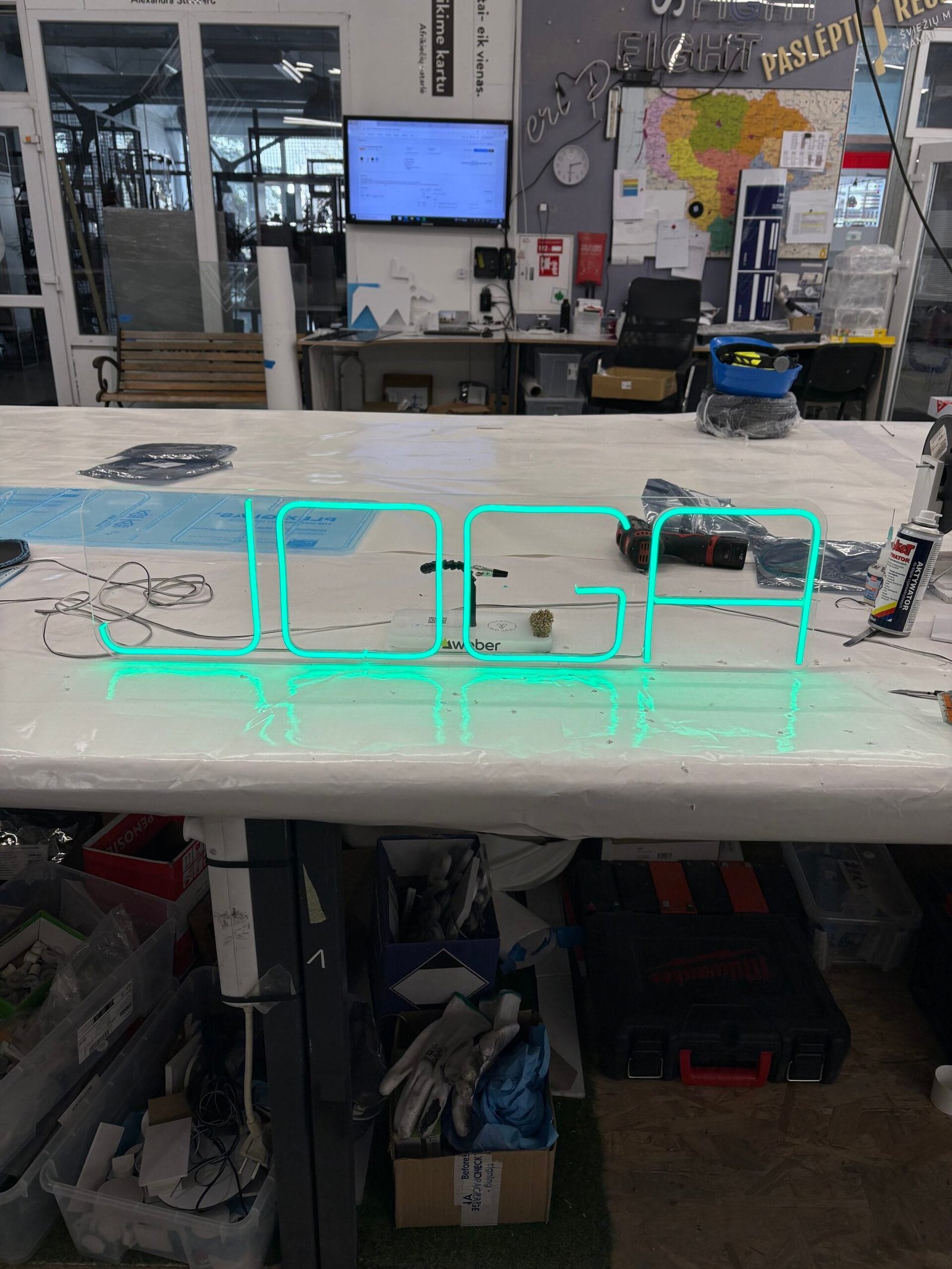 Joga LED neoninis ženklas personalizuotas pagal užsakymą pageidavimą ledneon.lt