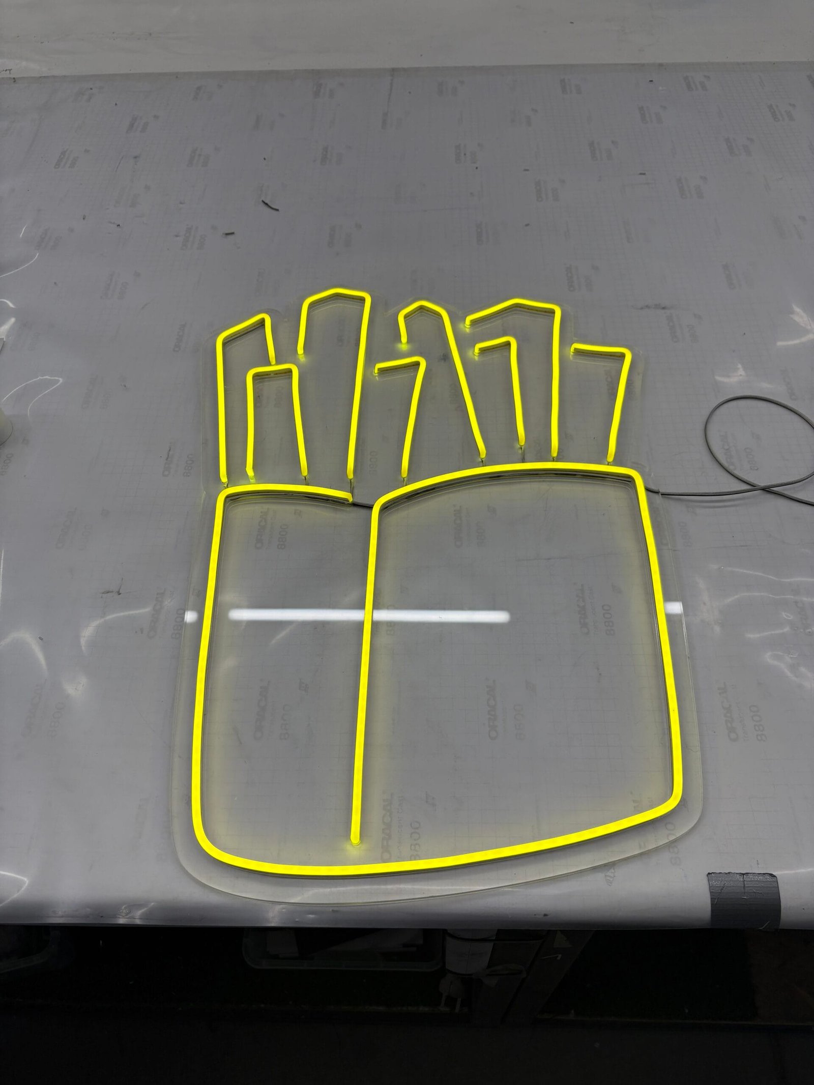 LED neoninės bulvytės, iškaba restoranams