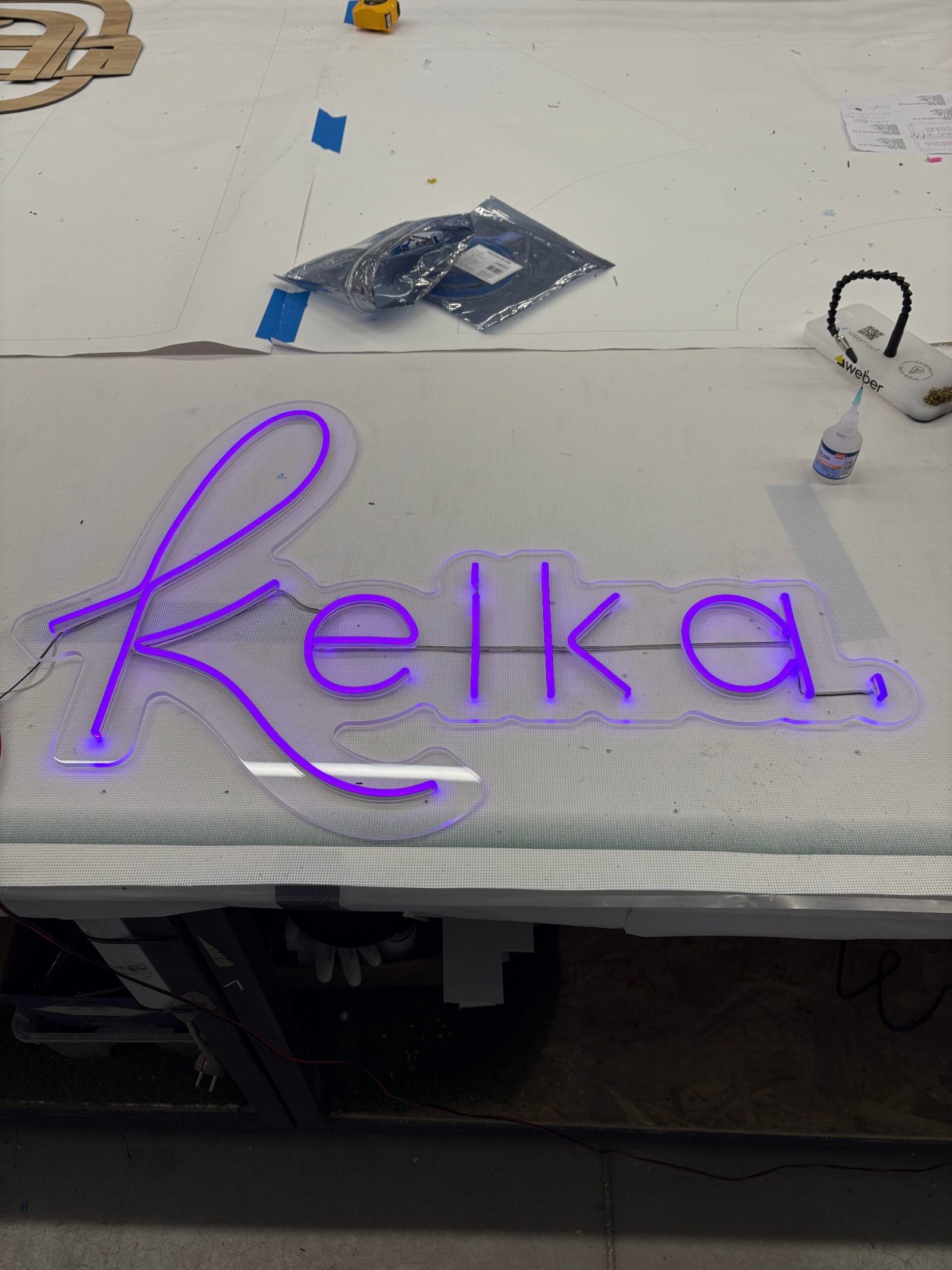 LED neoninis logotipas, pagal dizainą, pavyzdį, ledneon.lt