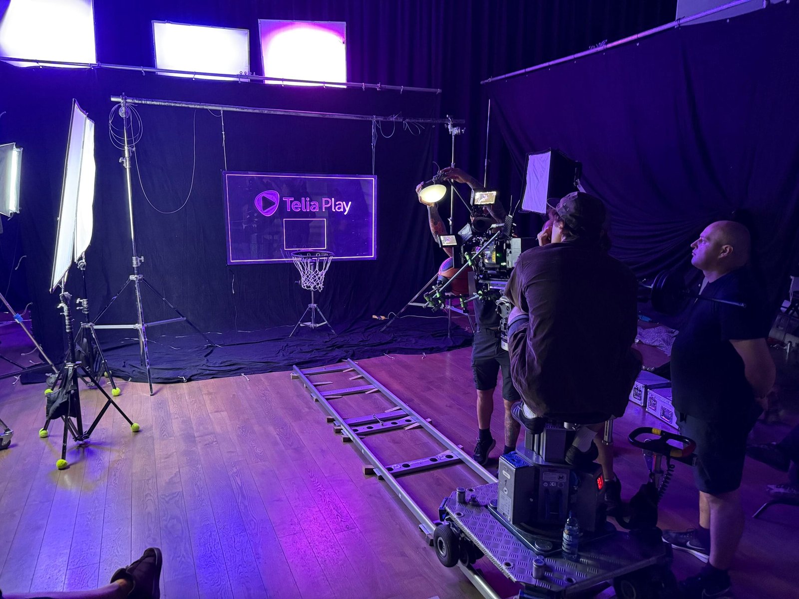 Šviečianti LED krepšinio lenta