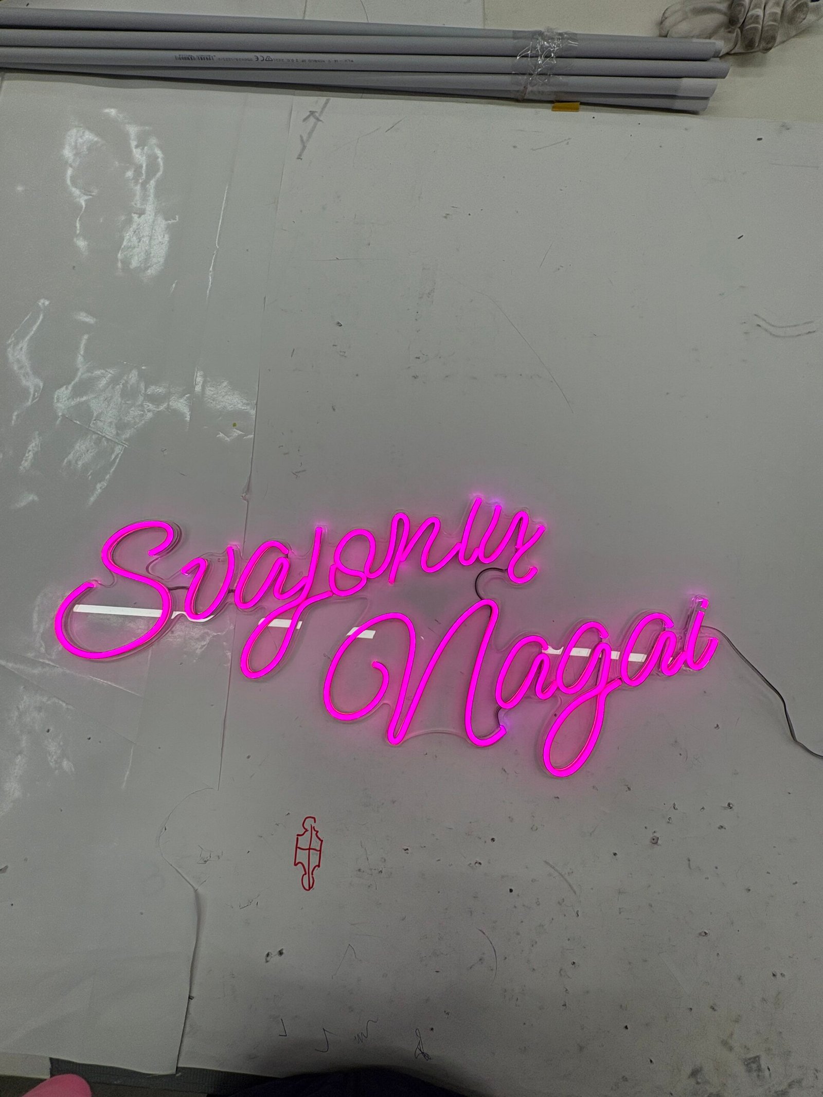 Personalizuotas LED neoninis užrašas grožio salonams