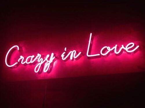 crazy in love LED neoniniai ženklai dekoracijos vestuvėms